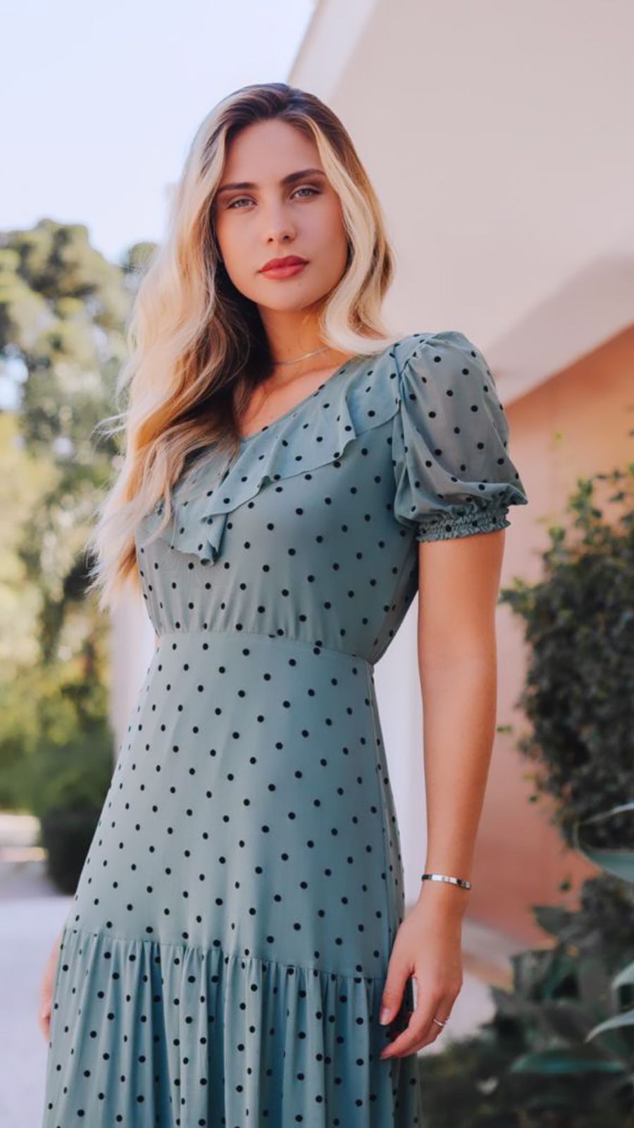 Vestido em tule com Poa Verde Petroleo