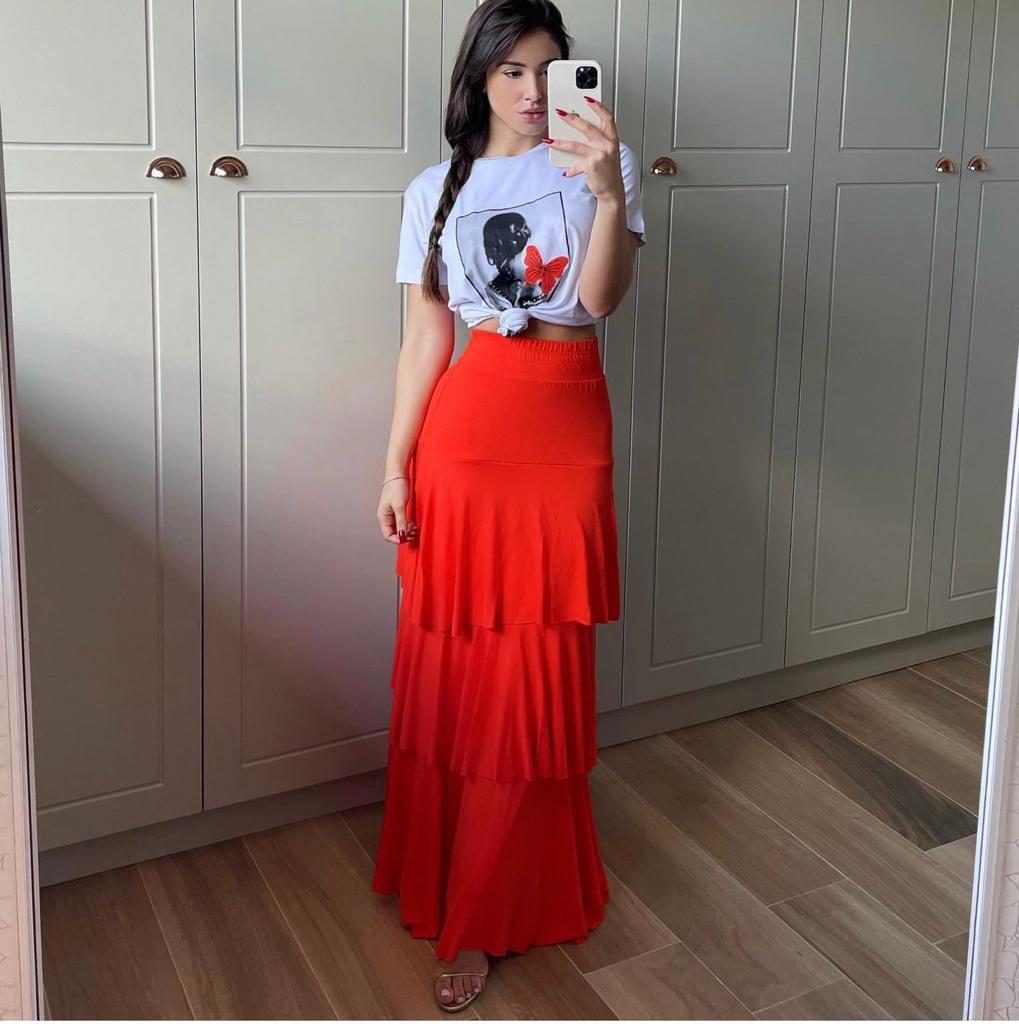 Conjunto de Saia e Tshirt Mulher com Borboleta Laranja