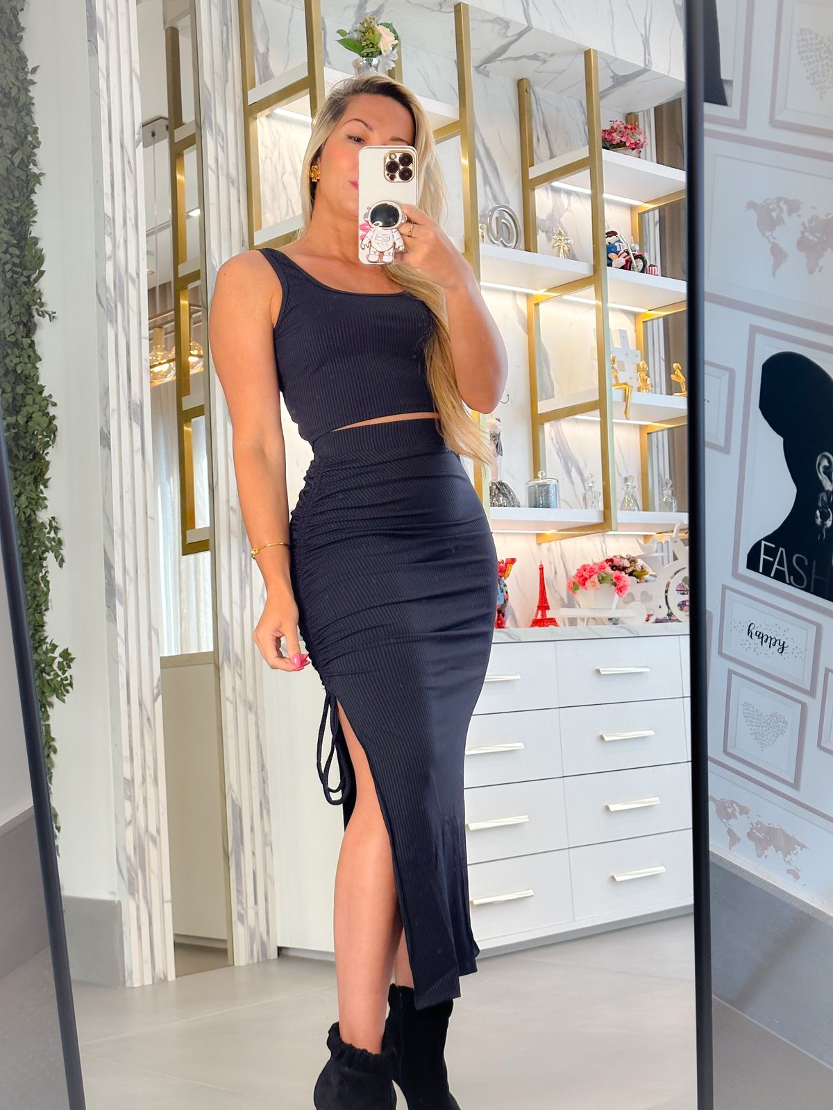 Conjunto Sofia Saia e Regata Groovy