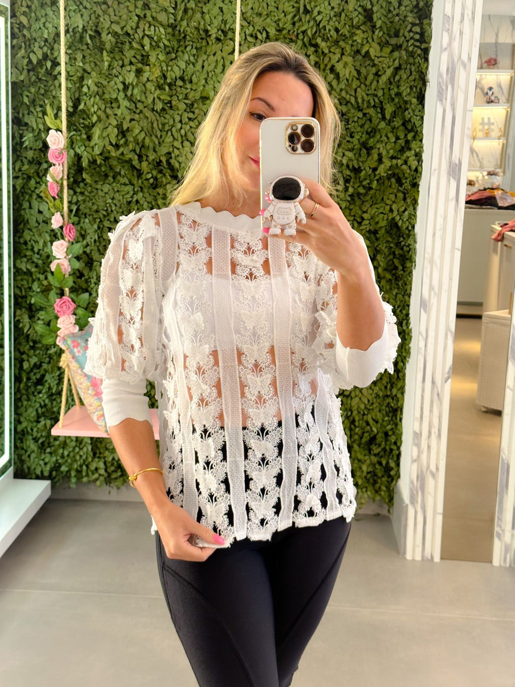 Blusa com borboletas