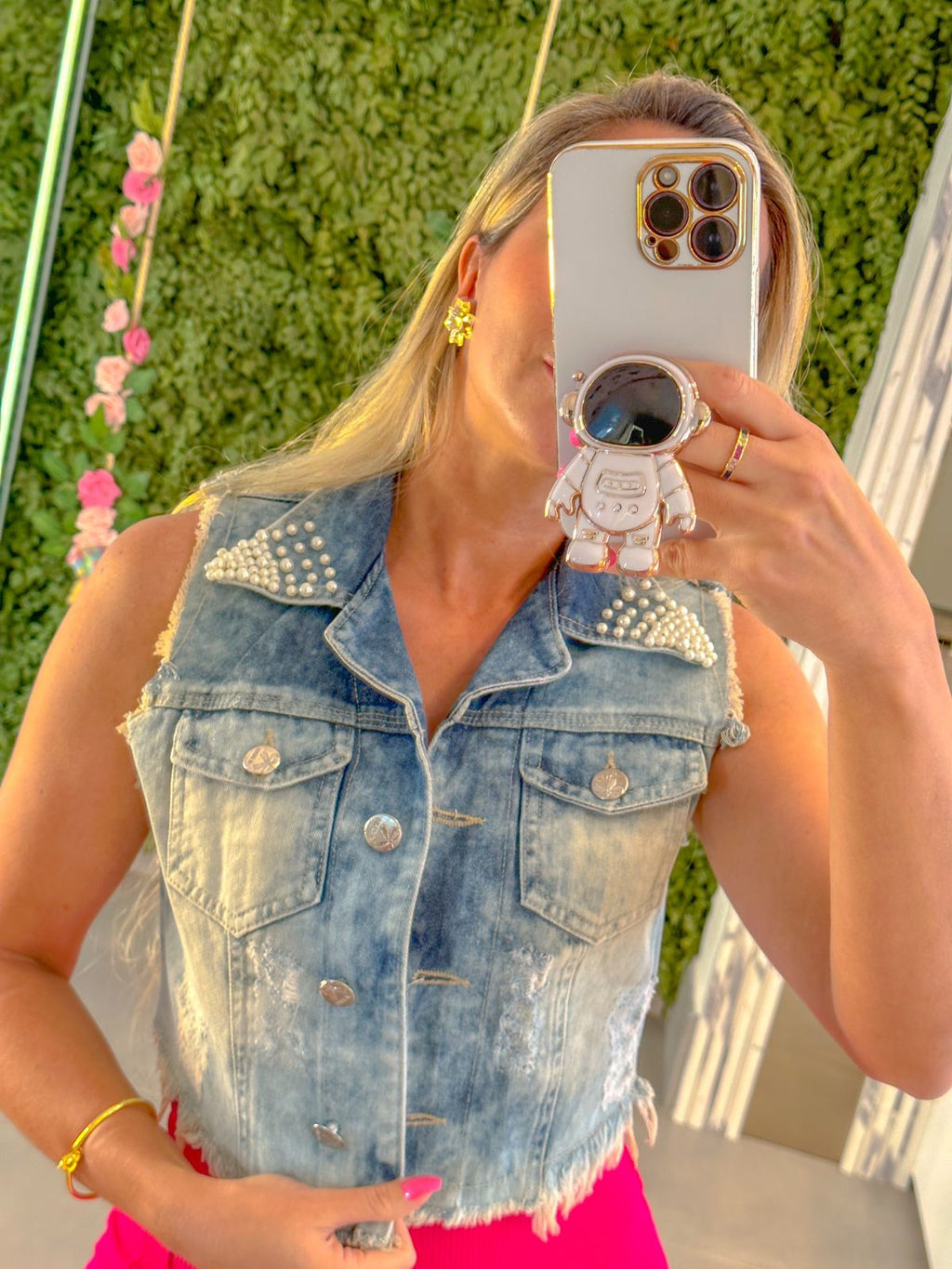 Colete Jeans todo bordado com perolas