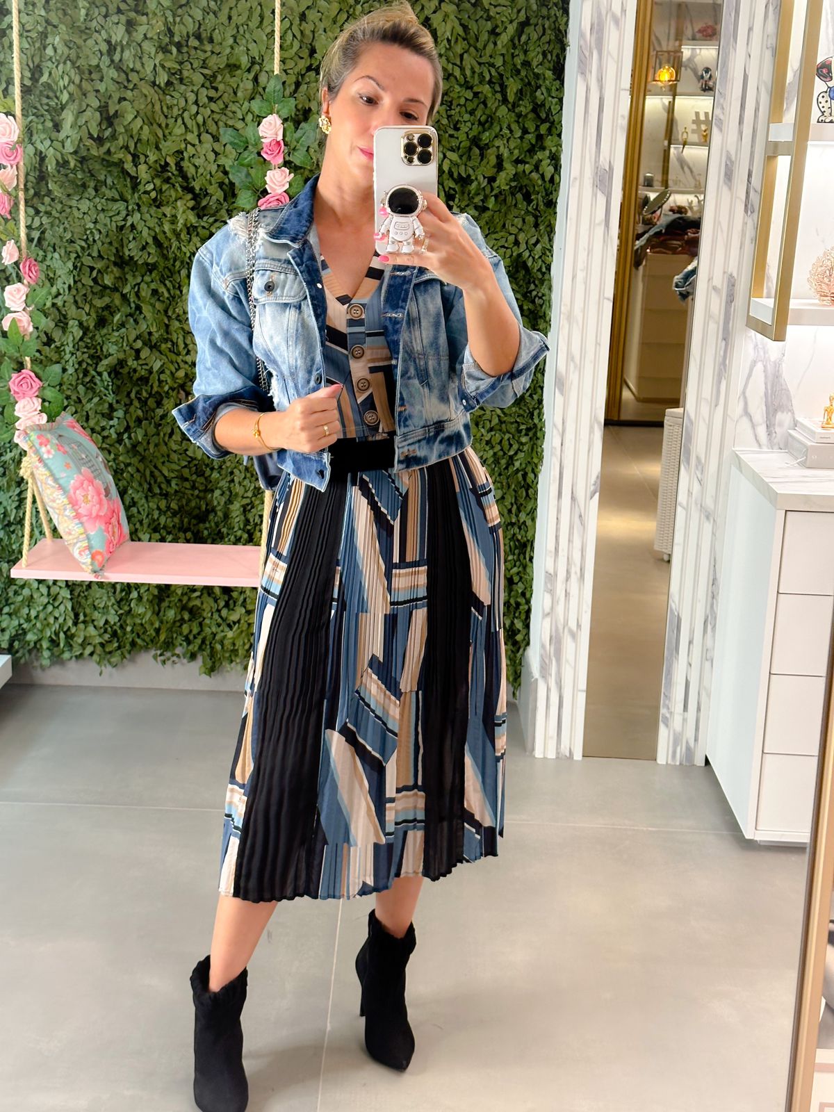 Jaqueta Cropped Jeans Feminina Media Degrant