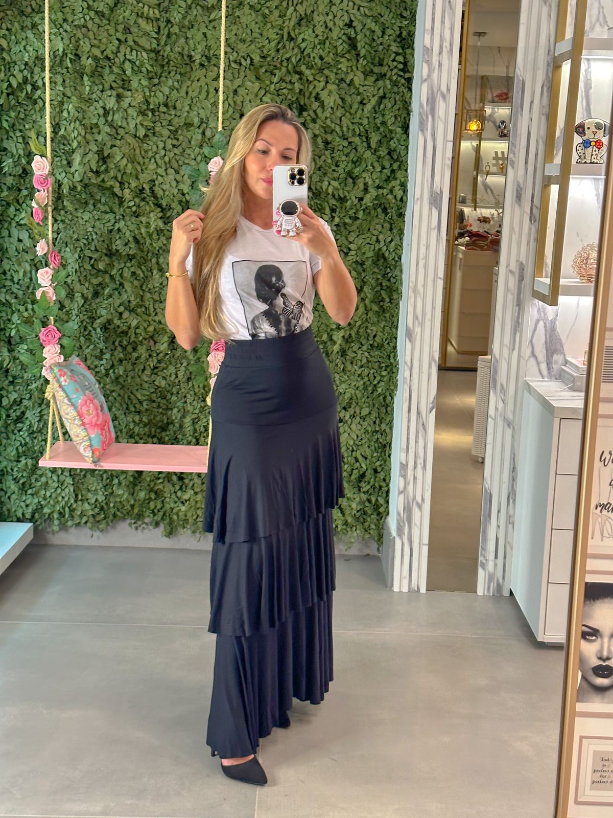 Conjunto de Saia e Tshirt Mulher com Borboleta