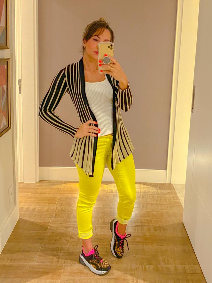 CALÇA AMARELA NEON COM ELASTANO