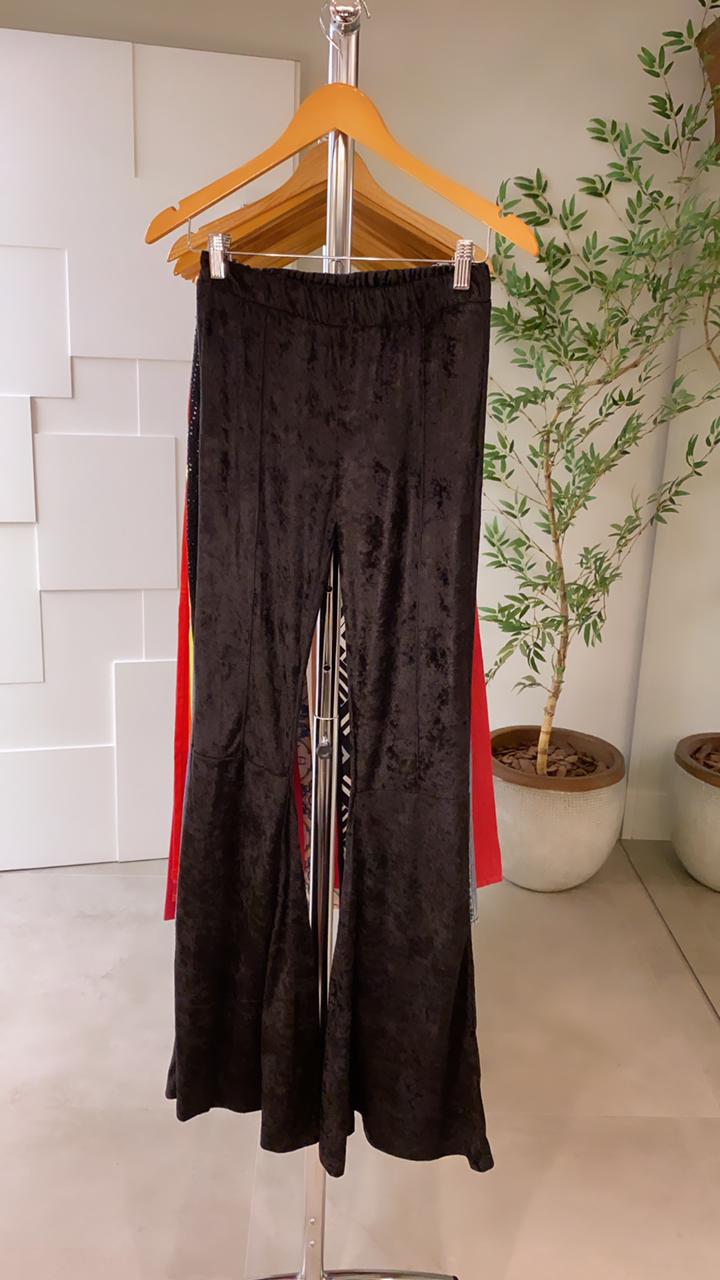 Calça Flare em veludo Nanaminze