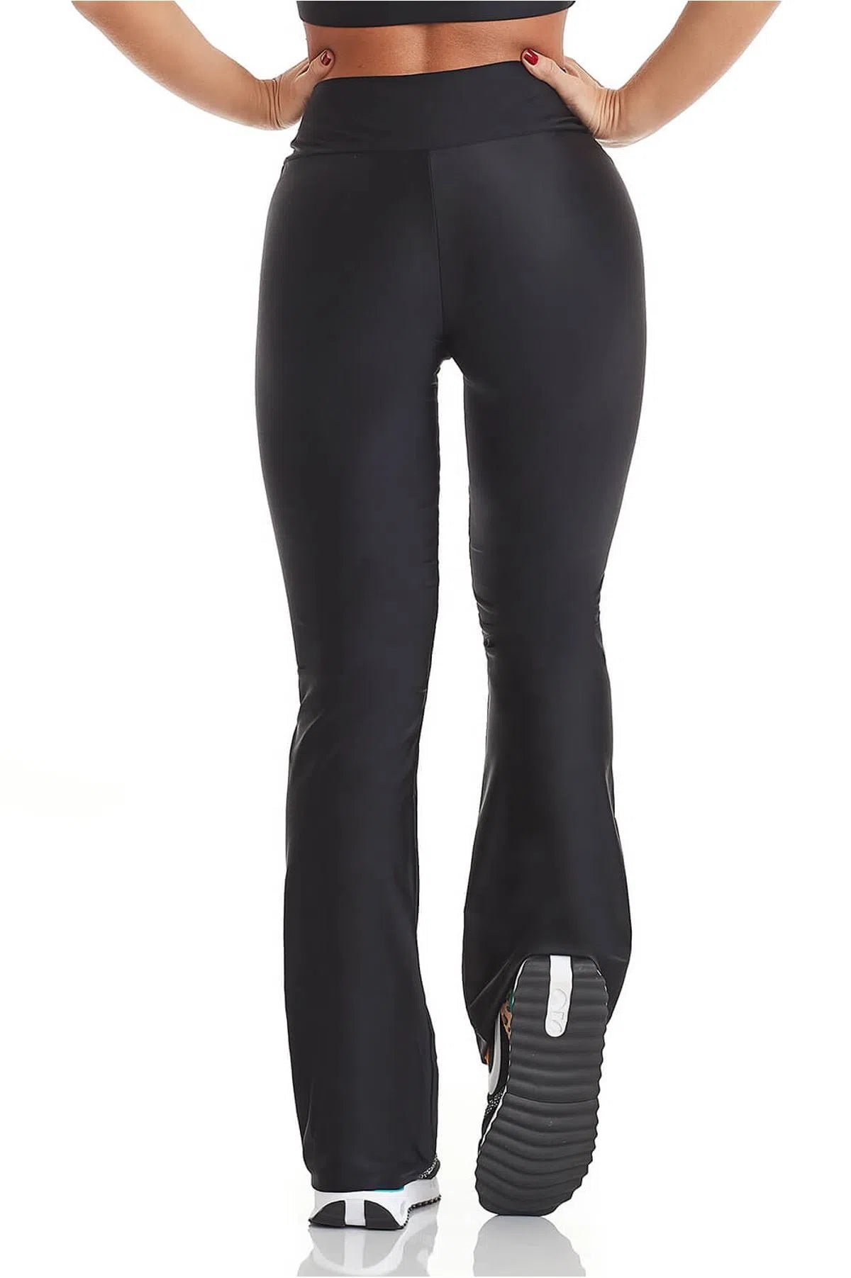 Calça Legging Flare Atletika Básica Preta