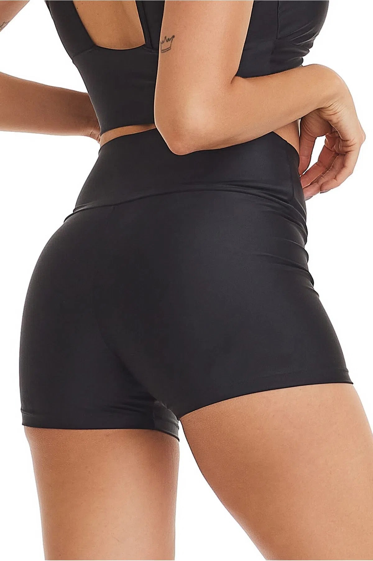 Mini Short Fitness Atletika Básico Preto