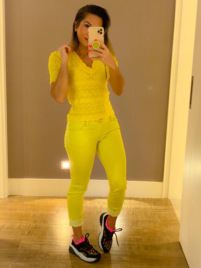 CALÇA AMARELA NEON COM ELASTANO