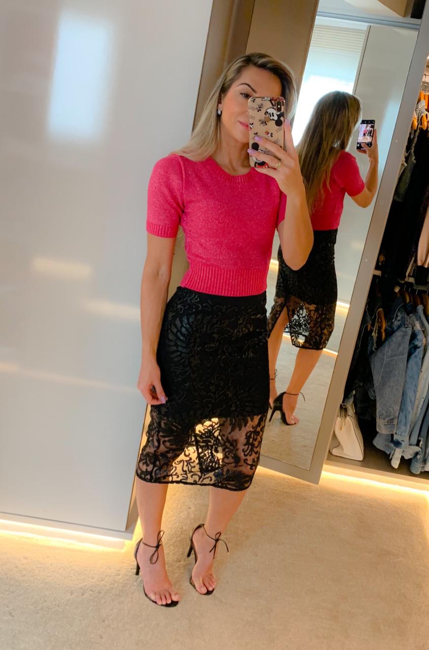 Saia midi preta com paetes DLZ