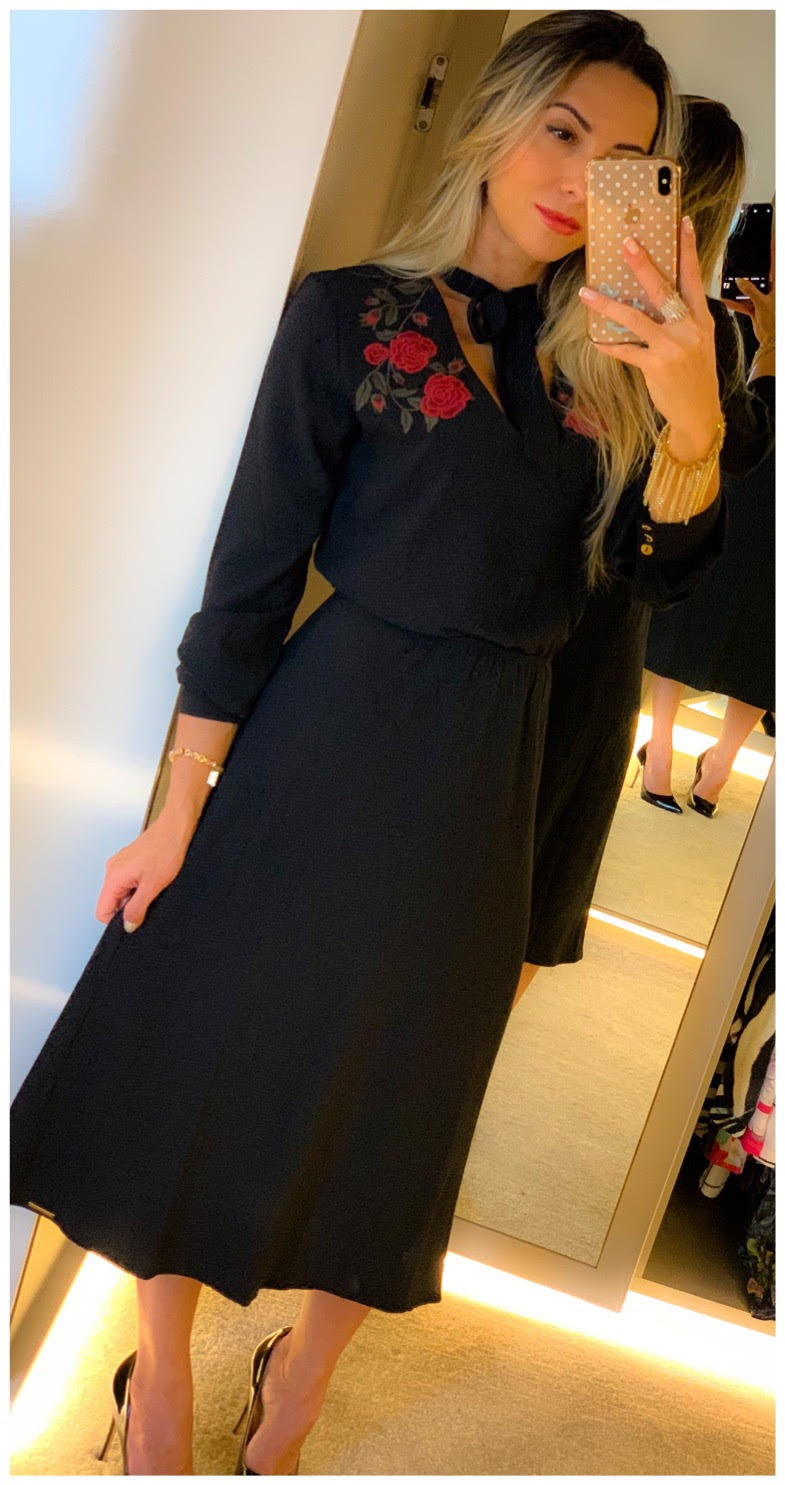 VESTIDO PRETO MIDI BABADOS COM RED ROSES